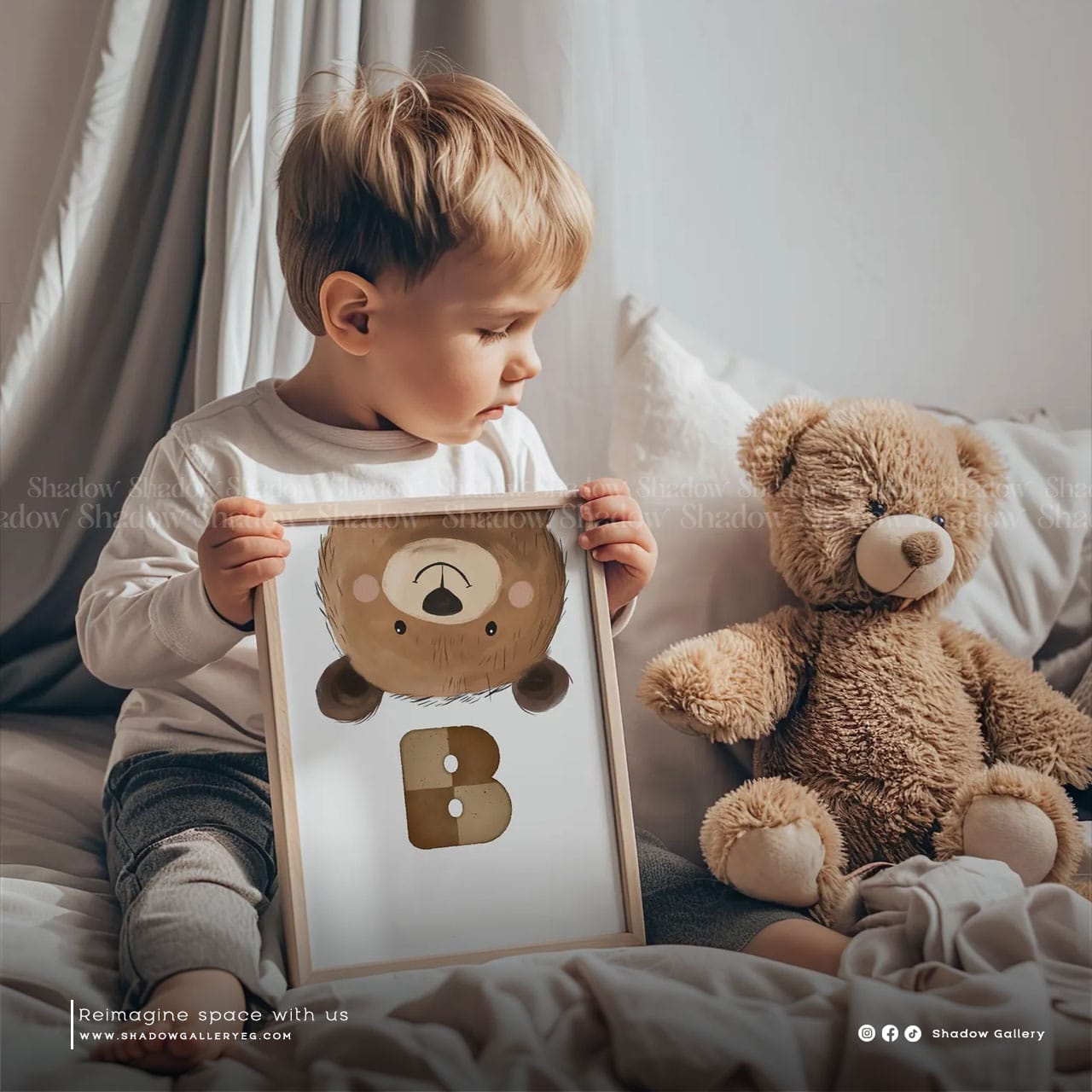 Personalized Bear Print Wall Art, Set of 3 – close-up detail of frame and canvas texture